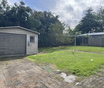 Fully Fenced Family Home - Photo 1