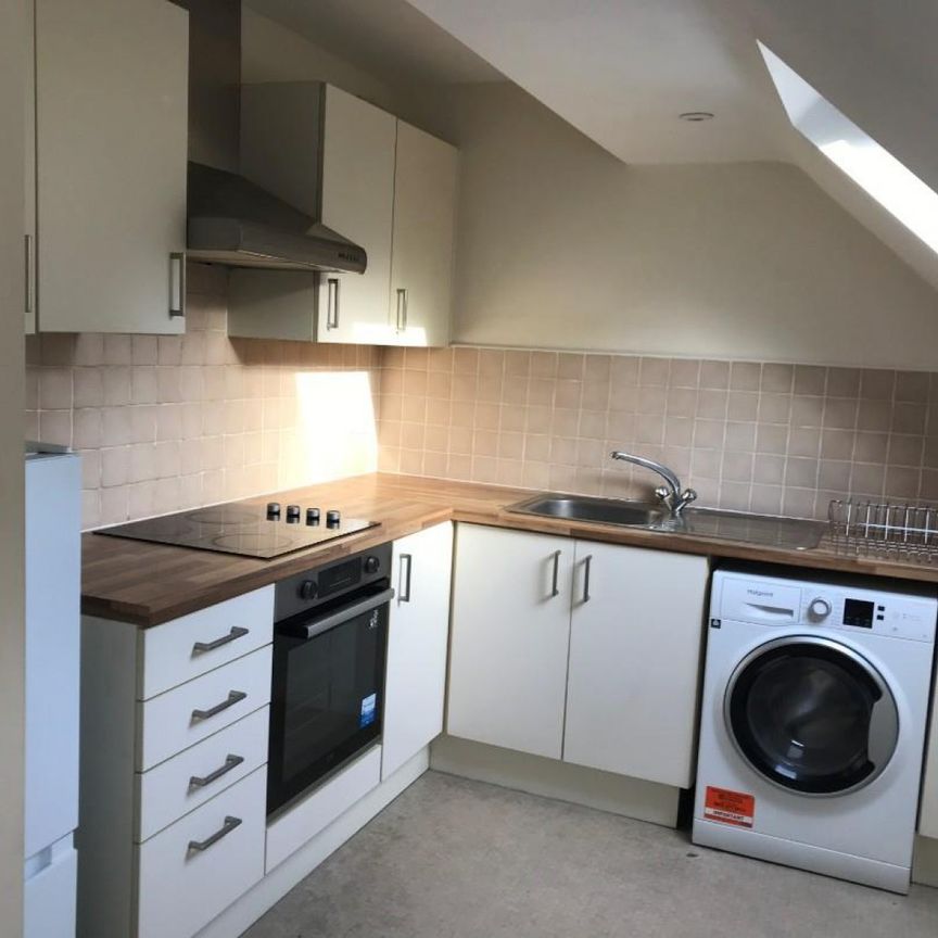 2 bedroom Flat To Let Total Size: 1173 SQ FT - Photo 1