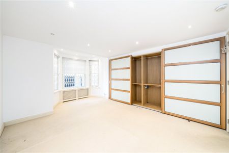 Earls Court Square, Earls Court, SW5, London - Photo 4