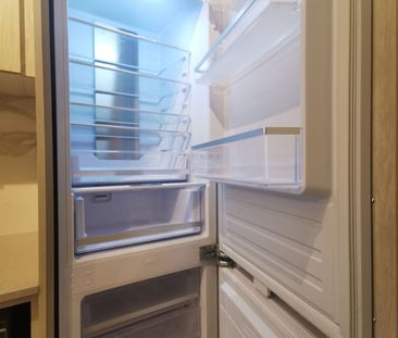 For Lease - 10 Honeycrisp Crescent Unit# 701, Vaughan, Ontario - Photo 6