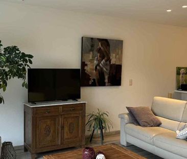 Appartement te huur in Herzele voor € 800 met 2 slaapkamers - Photo 2