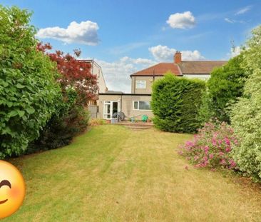 Room in a Shared House, Crownfield Avenue, IG2 - Photo 1