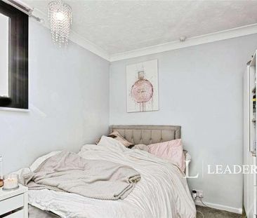 Cherry Avenue, Charlton Kings, Cheltenham, GL53 - Photo 5