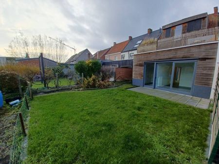 Appartement met parking, 2 slaapkamers, terras en tuin - Foto 4