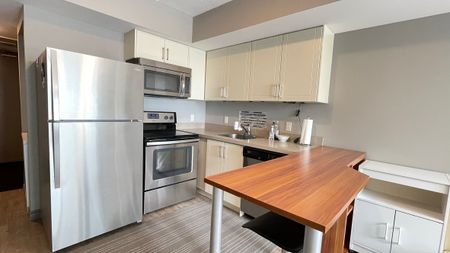 For Lease - 321 Spruce Street Unit# 505, Waterloo, Ontario - Photo 5