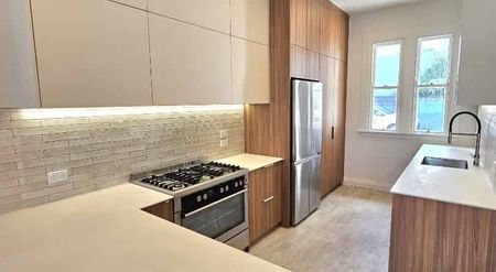 Strandon - 5 Bedroom, 5 Bathroom - Photo 3