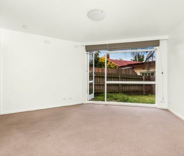 Thinking of selling? Contact our agent - Photo 1