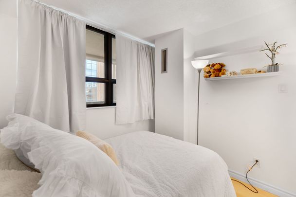 For Lease - 80 Saint Patrick Street Unit# 820, Toronto, Ontario - Photo 1