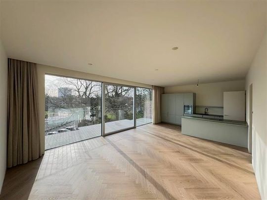 Appartement te huur - Photo 1