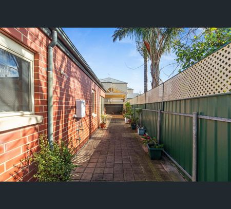 26C Hulbert Street, Hove, SA 5048 - Photo 4