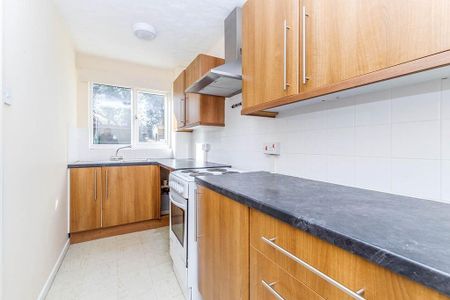 1 bedroom end of terrace house to rent - Photo 2