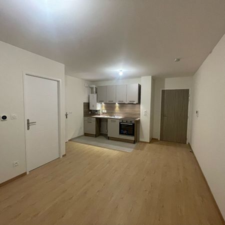 Location Appartement 2 pièces 40m² - Photo 4