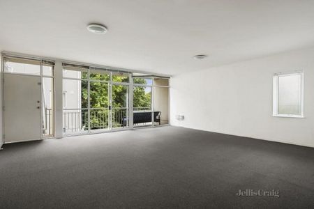 26/1066 Lygon Street, Carlton North - Photo 3