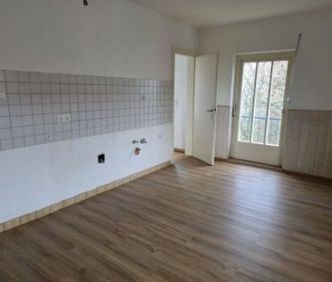 3-Zimmer-Mietwohnung mit 2 Balkonen und Gartenanteil in 97534 Waigo... - Foto 6