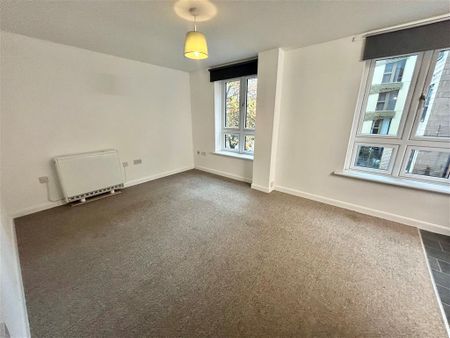 Chardlace Walk, NOTTINGHAM - Photo 2