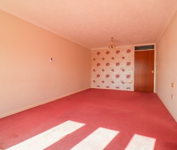 2 bed first floor flat - Photo 6