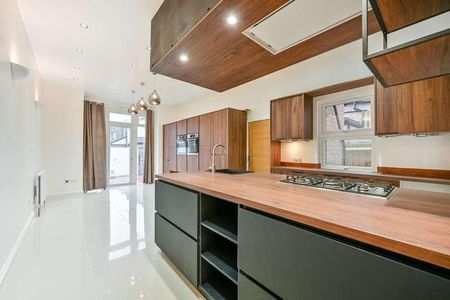 St Leonards Road, Mortlake, SW14 - Photo 5