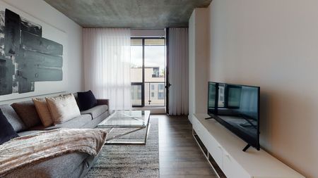 Loxley Quartier des Spectacles - Modern Rentals in the Heart of Downtown Montreal - Photo 4