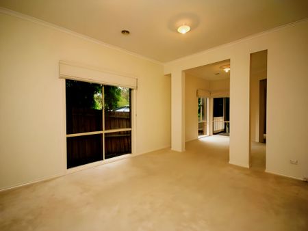 3 Bed, 2 Bath - Photo 4