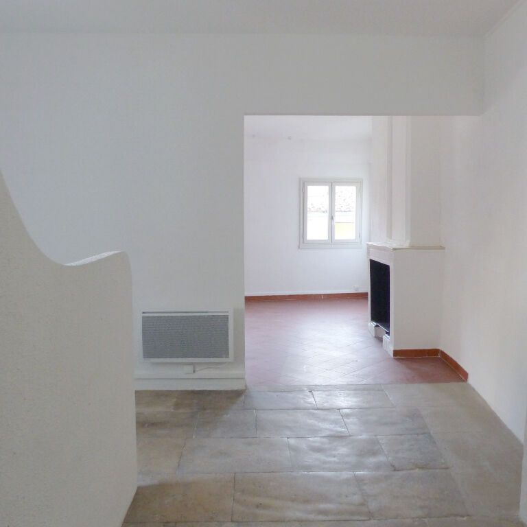 Location appartement 2 pièces, 54.32m², Nîmes - Photo 1