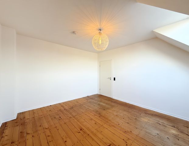 GROßZÜGIGE MASIONETTEWOHNUNG MIT 139 M² IM ZENTRUM ZU MIETEN! - Foto 1