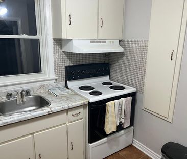 For Lease - 1449 Oxford Street Unit# Basement, London East, Ontario - Photo 3