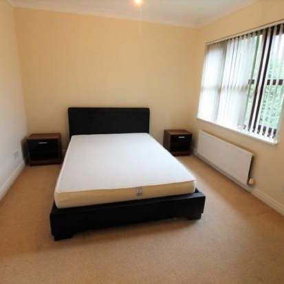 2 bedroom property to rent in Manchester - Photo 1