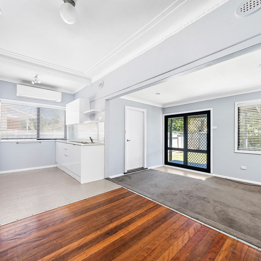 Family Home In Fantastic Location - Photo 2