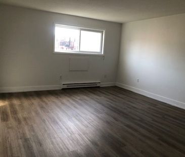 For Lease - 945 Simcoe Street Unit# 103, Oshawa, Ontario - Photo 3