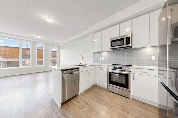 For Lease - 106 Green Gardens Boulevard Unit# Upper, Toronto, Ontario - Photo 1