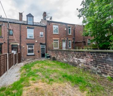 KING STREET MORLEY LEEDS LS27 9ES - Photo 5