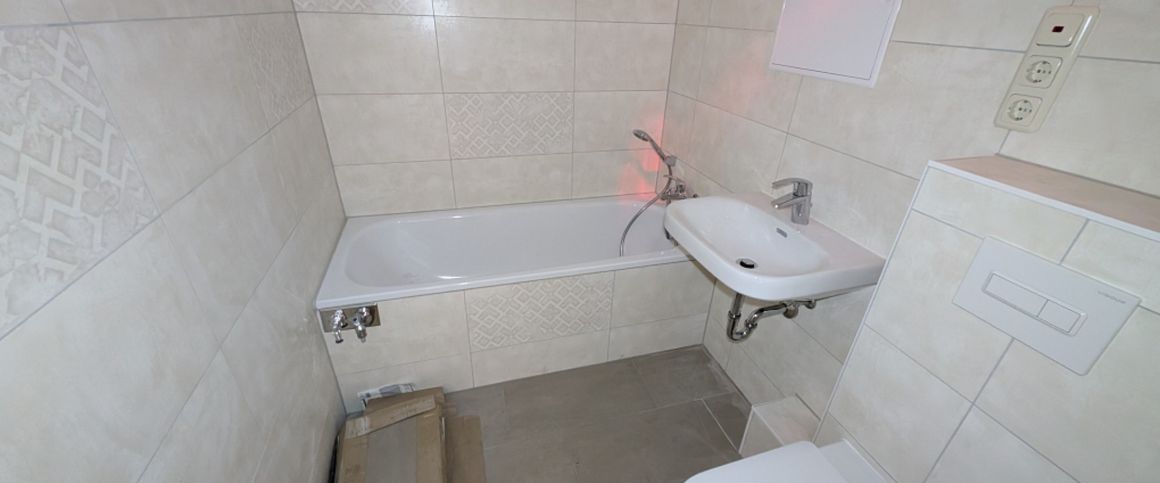 Moderne halboffene Küche! - Foto 1