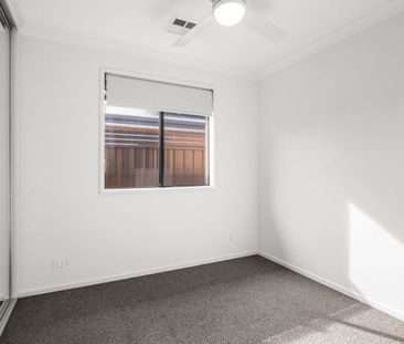 Spacious & Stylish Family Living in Prime Devon Park Location - Photo 3