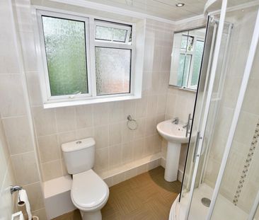 Brookstray Flats, Nod Rise, Coventry, CV5 7HW - Top Floor 2 Bedroom... - Photo 1