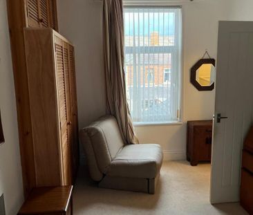 3 bedroom terraced house to rent - Photo 5