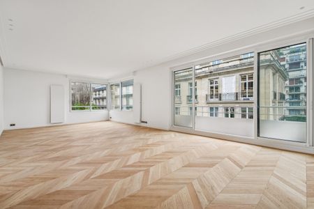 Appartement familial avec balcon filant dans le 16? arrondisseme - Photo 4