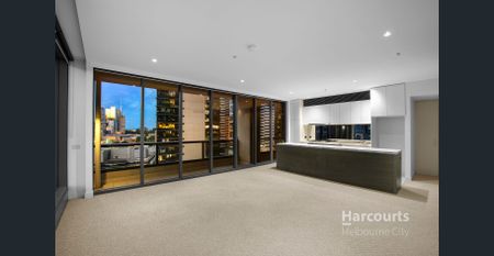 Prestige & Position: Unrivalled City-Edge Lifestyle - Photo 2