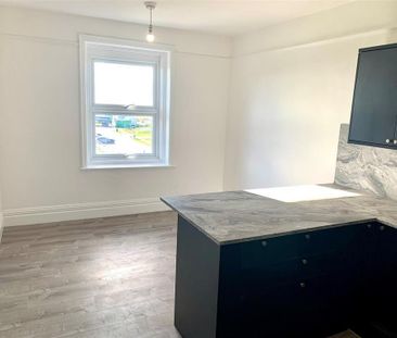 2 bedroom property to rent - Photo 5
