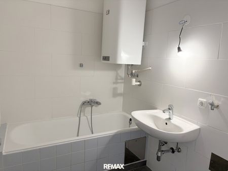 Geräumige Wohnung im Zentrum von Wels - Photo 3