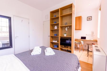 Studio to rent - Photo 4