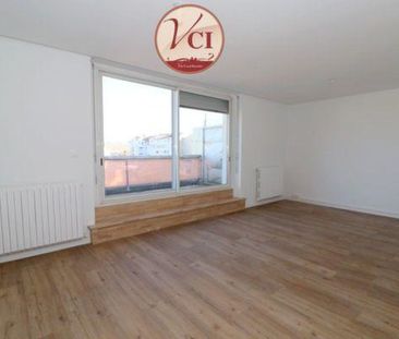 Location Appartement 4 pièces 91m² VICHY 03200 - Photo 4