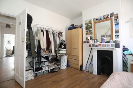 Montague Road (3 bed) - Photo 5