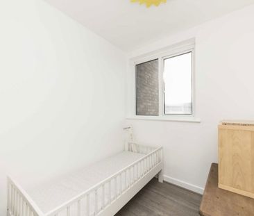 Templewood, W13, London - Photo 3