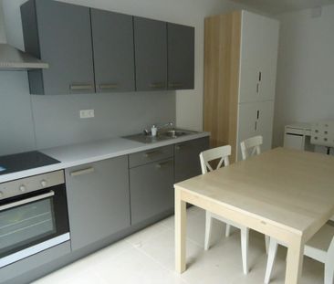 A louer – T2 de 36 m2 avec mise à disposition du mobilier, Place Ca... - Photo 6