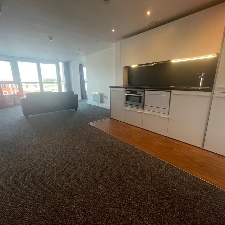 2 bedroom flat to rent - Photo 1