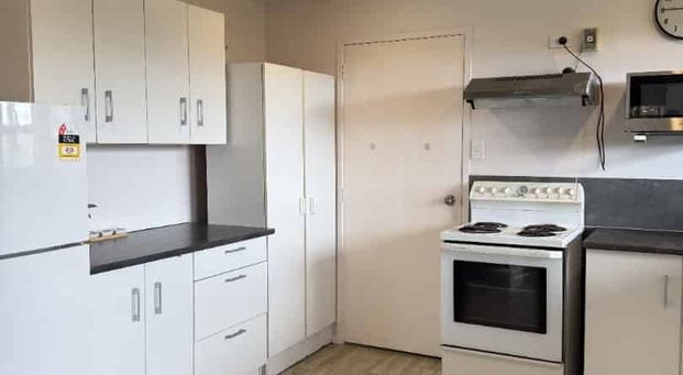 Easy Beachside Lifestyle - Photo 1