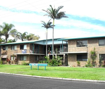 Beachside Living - Photo 2