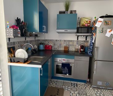 Location Appartement 3 pièces 58m² STE ROSE 97115 - Photo 6
