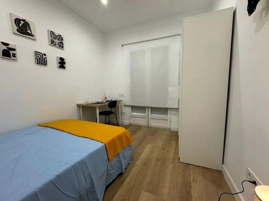 Avenida del Doctor Federico Rubio y Galí, Madrid, Community of Madrid 28039 - Photo 1