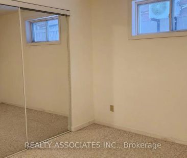 41 LAWNVIEW DRIVE - Photo 6